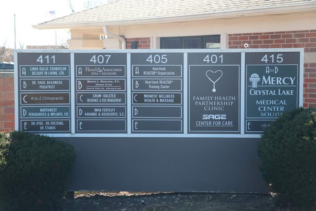 407 E Congress Parkway C, Crystal Lake, IL 60014 MLS 11975324