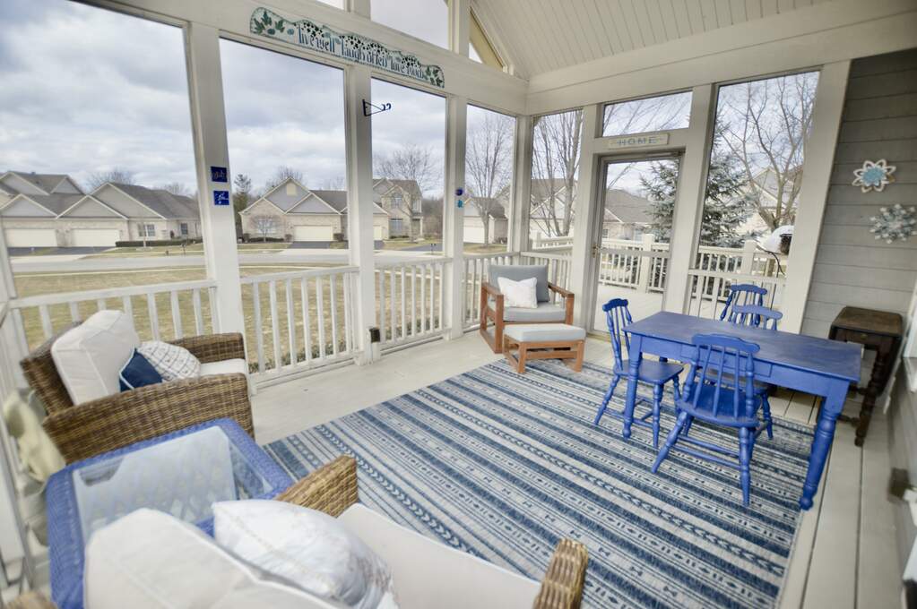 2015 Harrow Gate Drive, Woodstock, IL 60098 MLS 11981333