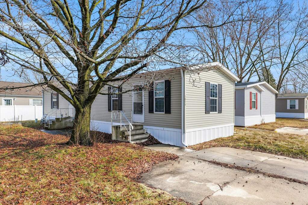 1875 Liberty Avenue, Urbana, IL 61801 MLS 11984529 properties