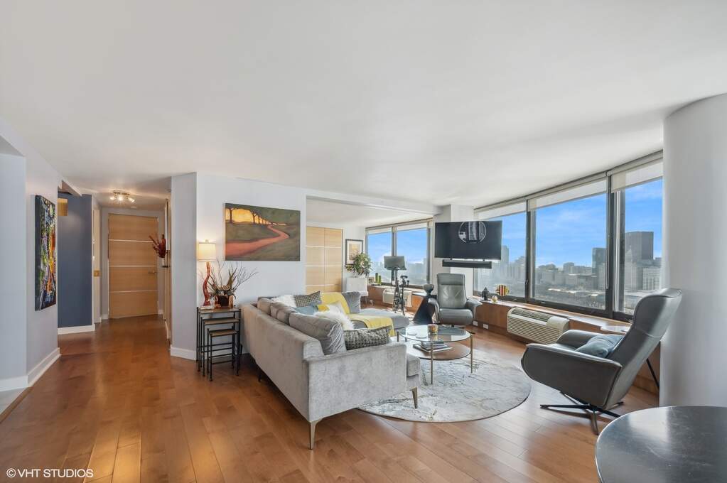 155 N Harbor Drive 2503, Chicago, IL 60601 MLS 11985458