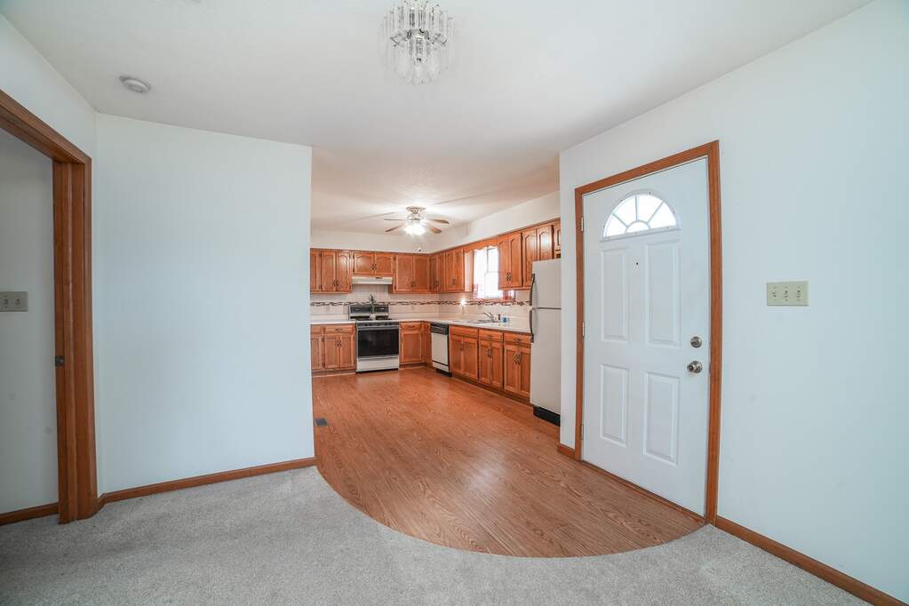 590 Water Tower Road N, Manteno, IL 60950 MLS 11987646 properties