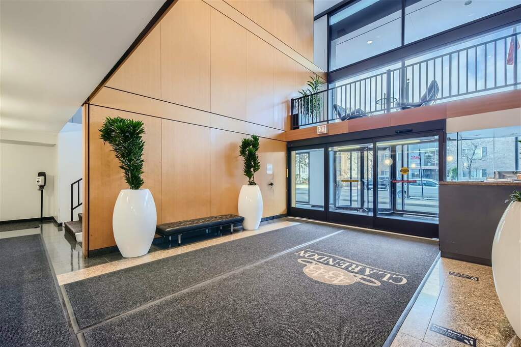 4343 N Clarendon Avenue 517, Chicago, IL 60613 MLS 12006265