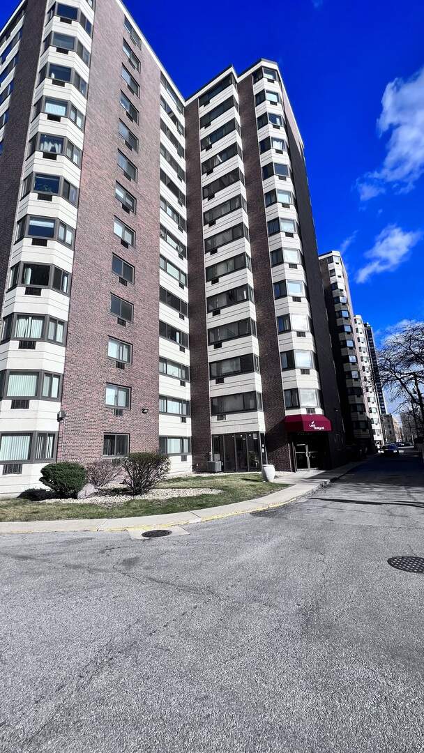 7337 S South Shore Drive 930, Chicago, IL 60649 MLS 12006289