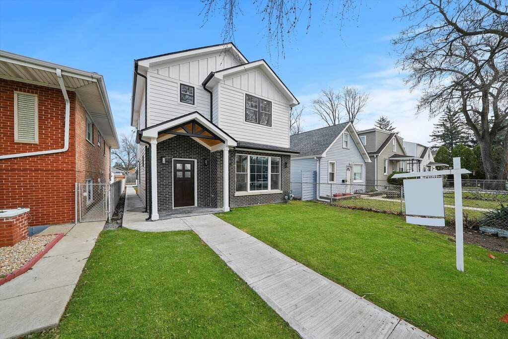1733 N 36th Avenue, Stone Park, IL 60165 MLS 12010911 properties
