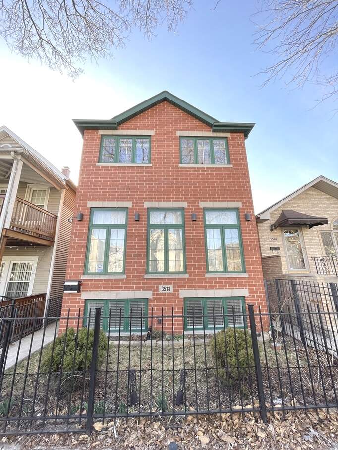 3518 S Union Avenue, Chicago, IL 60609 | MLS# 12013891 | @properties ...