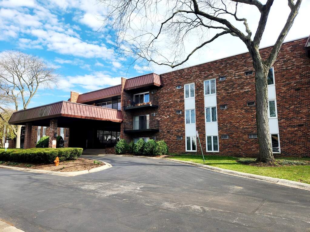 1053 W Ogden Avenue #139, Naperville, IL 60563 | MLS# 12016765 ...