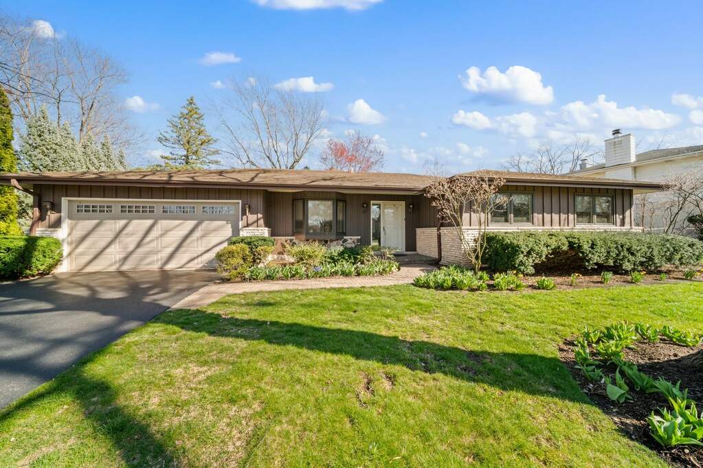 1901 Fieldwood Drive, Northbrook, IL 60062 MLS 12017320