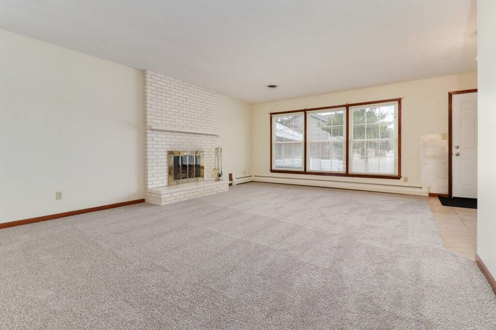 707 Bradley Drive, Bloomington, IL 61701 MLS 12017847 properties