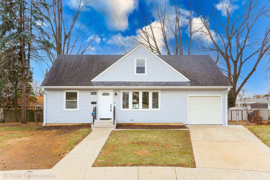 1411 Leaman Place, Rockford, IL 61108 MLS 12023502 properties