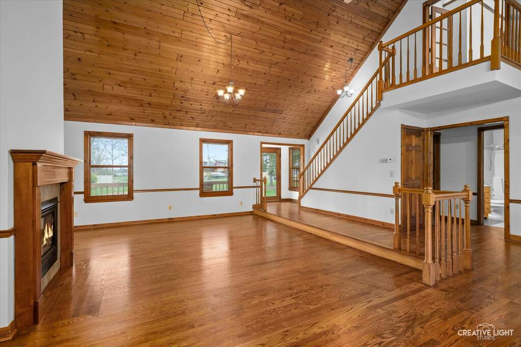 519 Hickory Circle, Lake Holiday, IL 60552 MLS 12025556