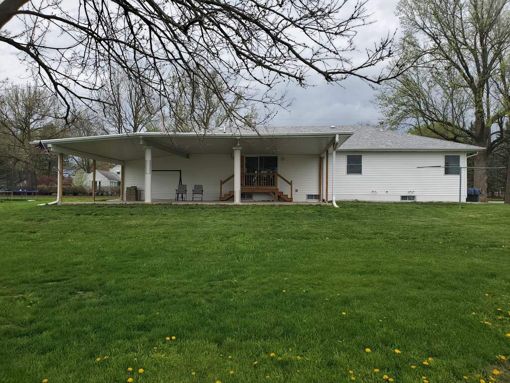 510 E Front Street, Gilman, IL 60938 MLS 12031135 properties