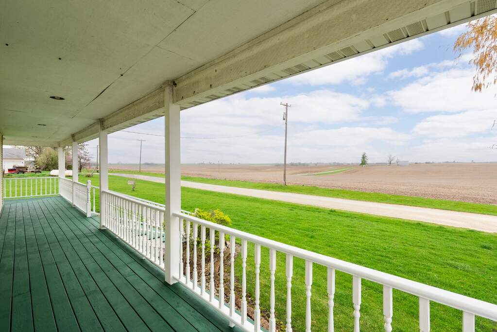 17583 Covell Road, Morrison, IL 61270 MLS 12033578 properties