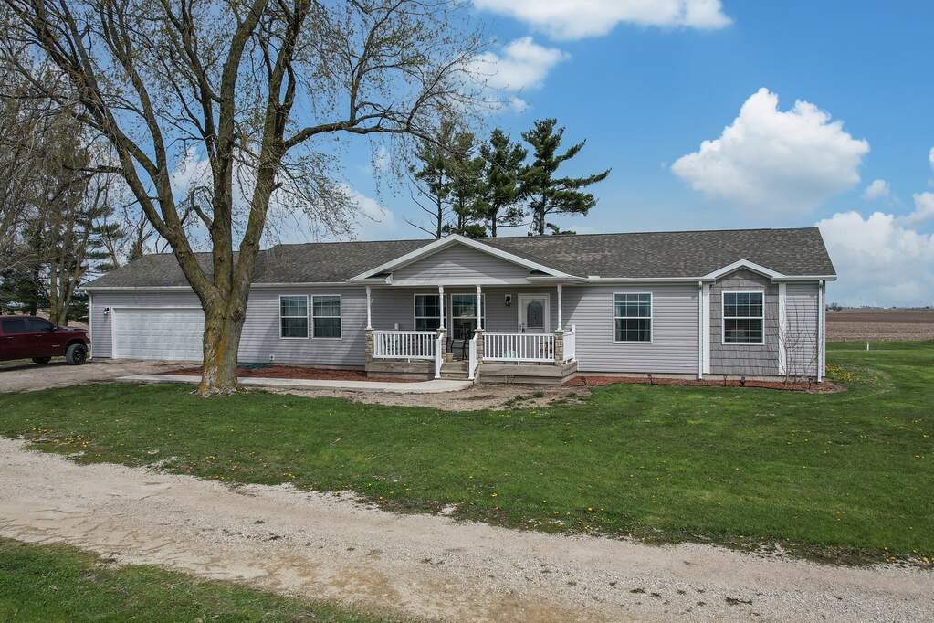 30184 N 1800 East Road, Odell, IL 60460 MLS 12033583 properties