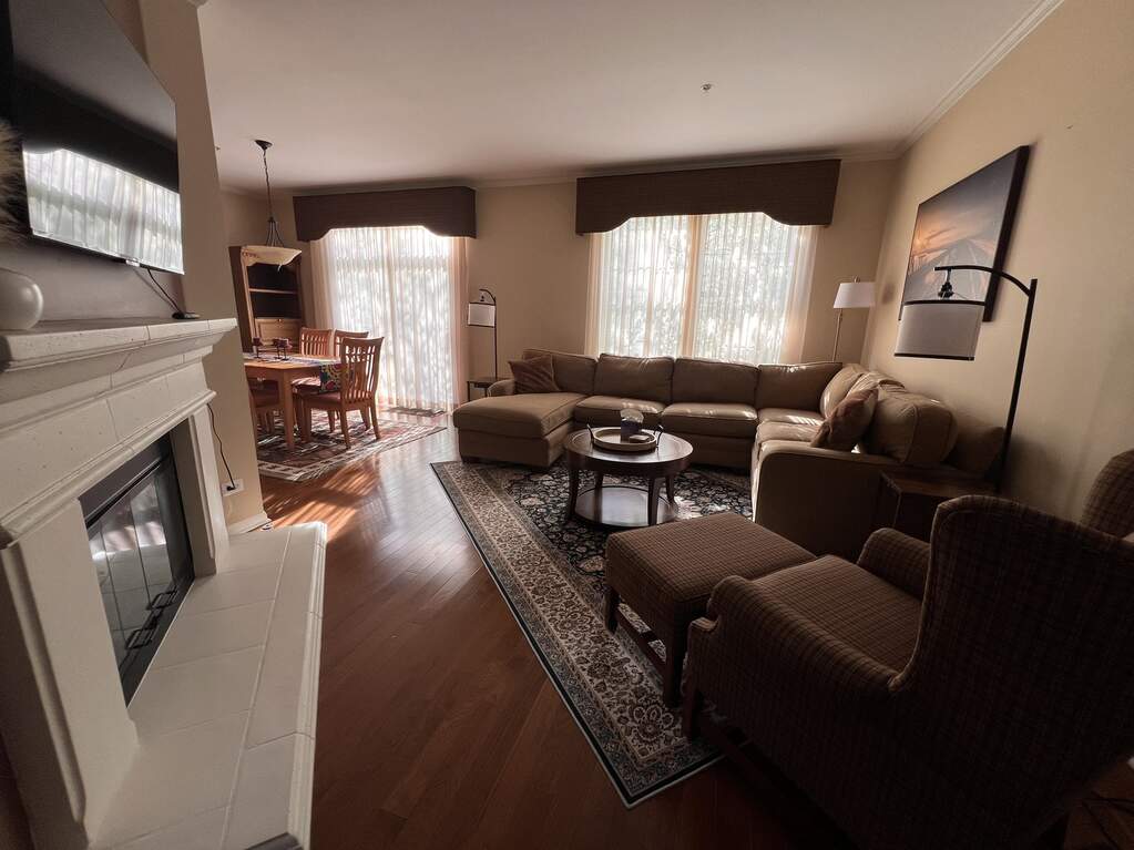 105 Tanglewood Drive 105, Glen Ellyn, IL 60137 MLS 12037414