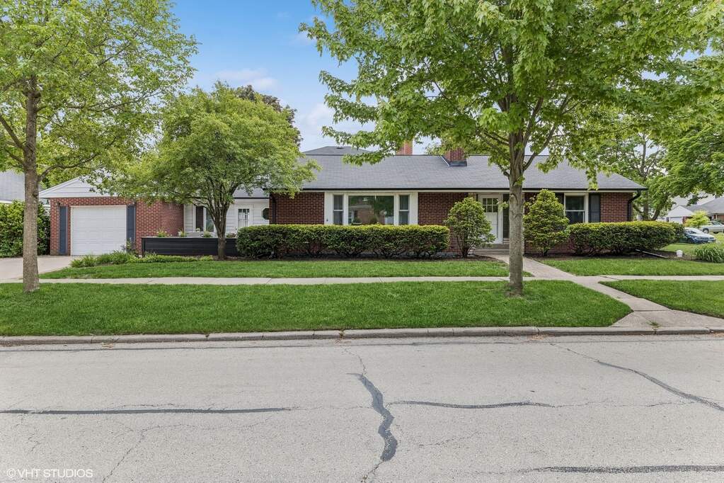 701 S Catherine Avenue, La Grange, IL 60525 MLS 12052510