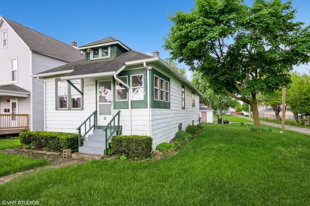 96 W 28th Street, South Chicago Heights, IL 60411 | MLS# 12055323 - Houses For Rent In South Chicago Heights