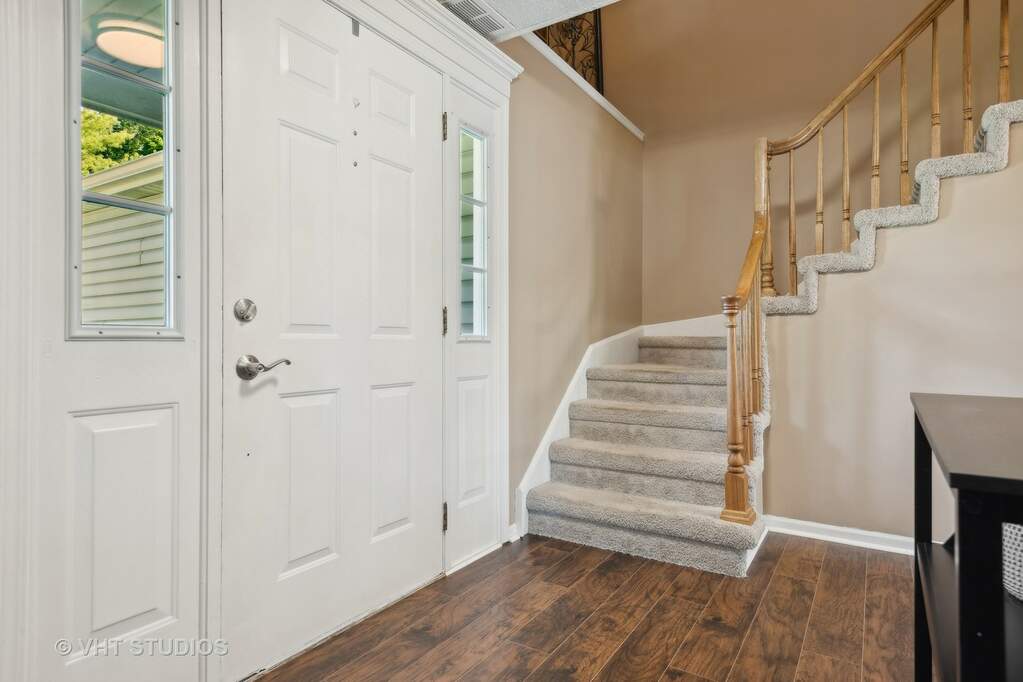 429 Bristol Way, Cary, IL 60013 MLS 12064629 properties Chicagoland