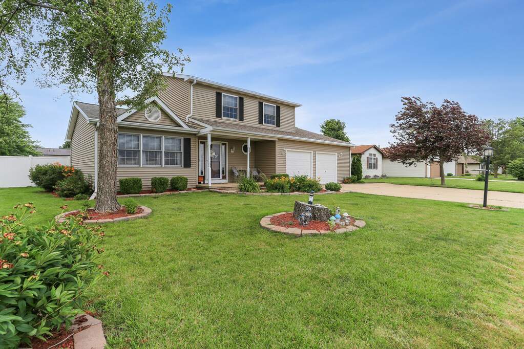 804 E Benham Street, Tolono, IL 61880 MLS 12072504 properties