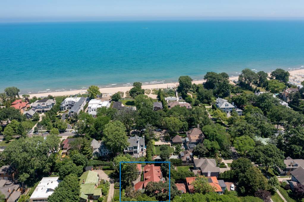 1112 Sheridan Road, Wilmette, IL 60091 MLS 12082241 properties
