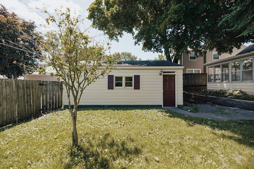 127 Robert Avenue, Rockford, IL 61107 MLS 12086313 properties