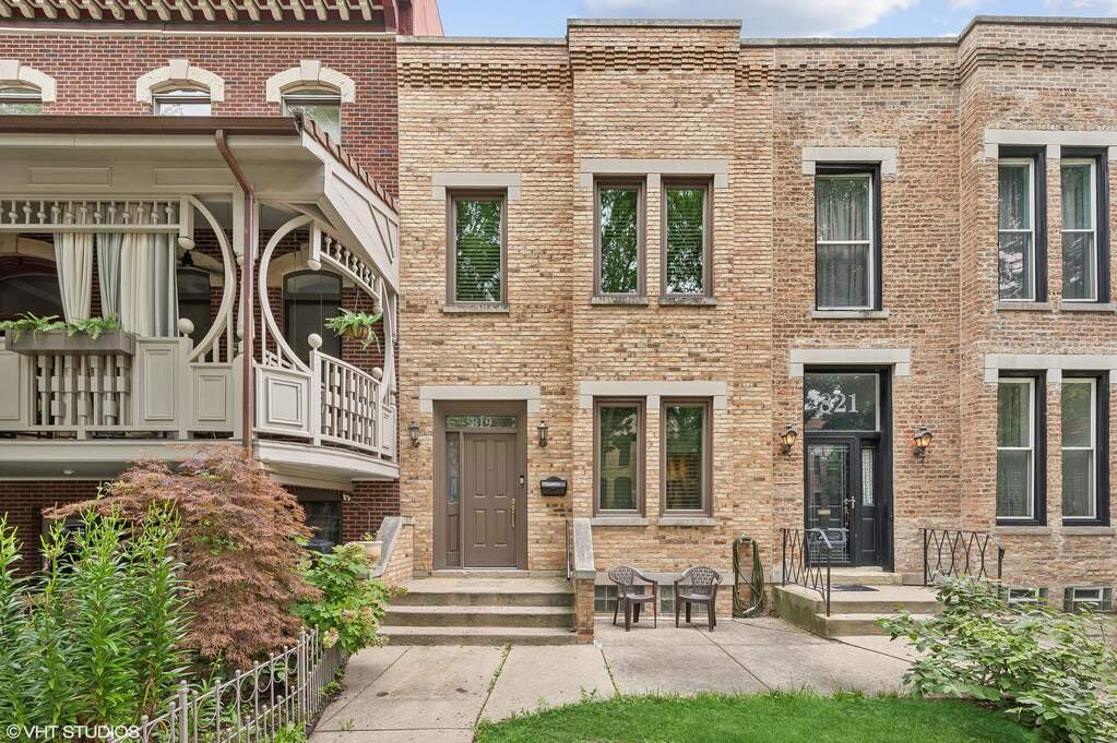 819 S Bishop Street, Chicago, IL 60607