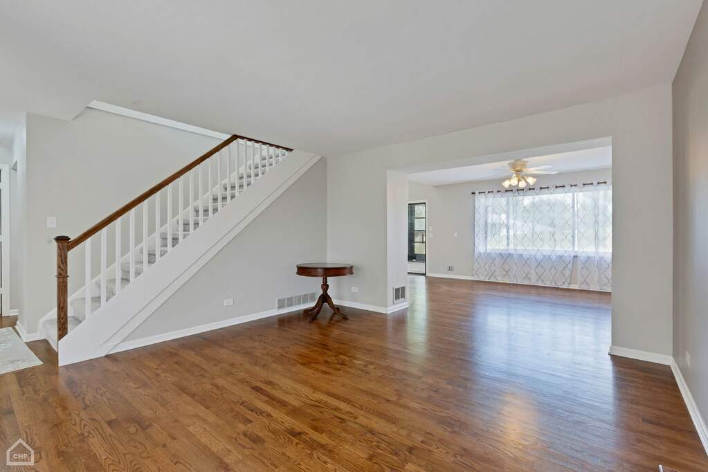 524 N Thornwood Drive 2, Mchenry, IL 60050 MLS 12196744