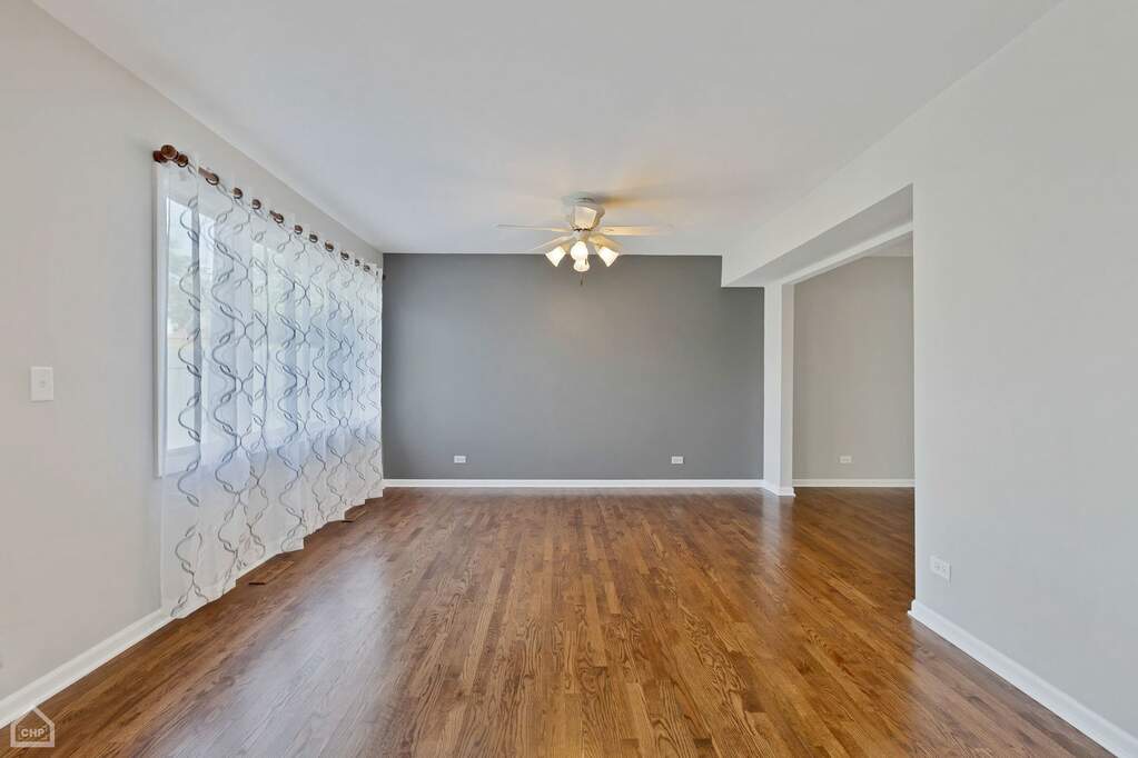 524 N Thornwood Drive 2, Mchenry, IL 60050 MLS 12196744