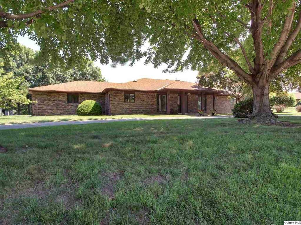 433 Spring Lake Drive