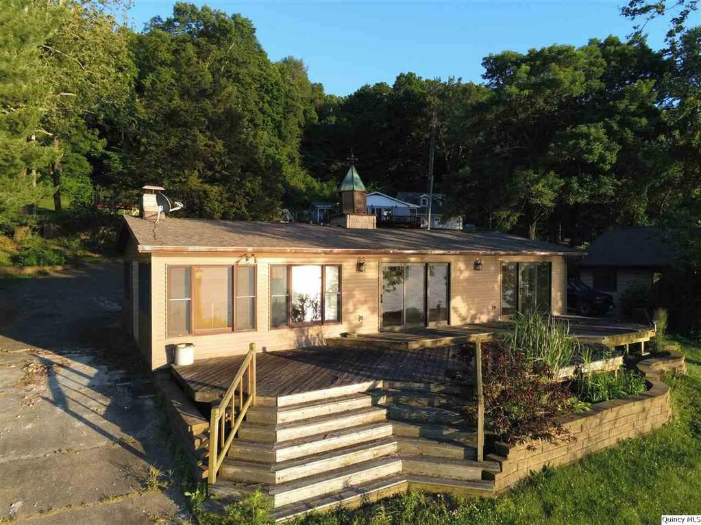 2570 N Sycamore Haven Dr