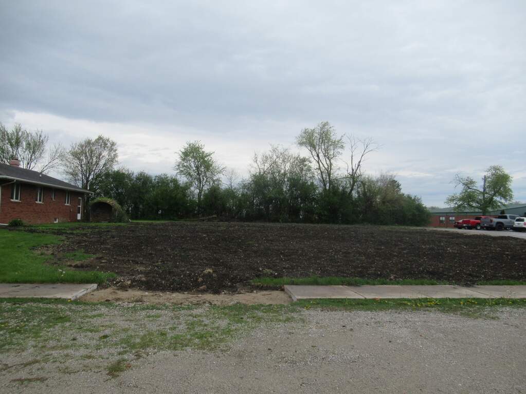 113 W Van Alstyne Street