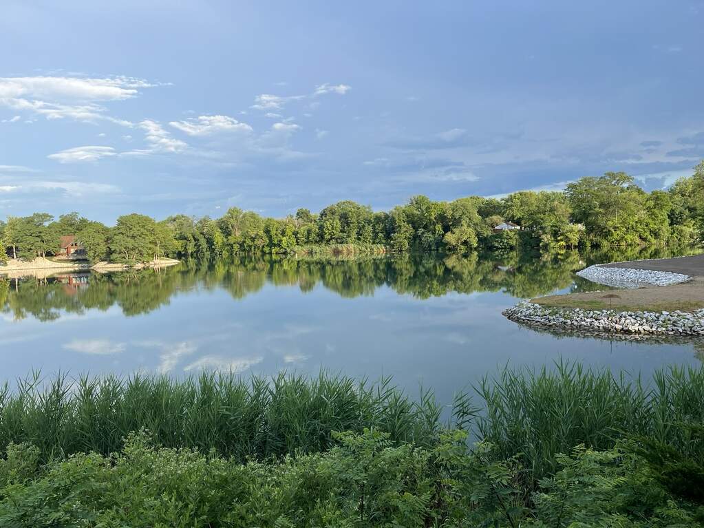 423 Mallard Point, Danville, IL 61832