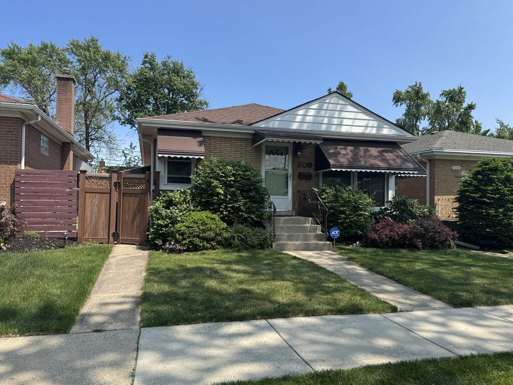 809 Westchester Boulevard