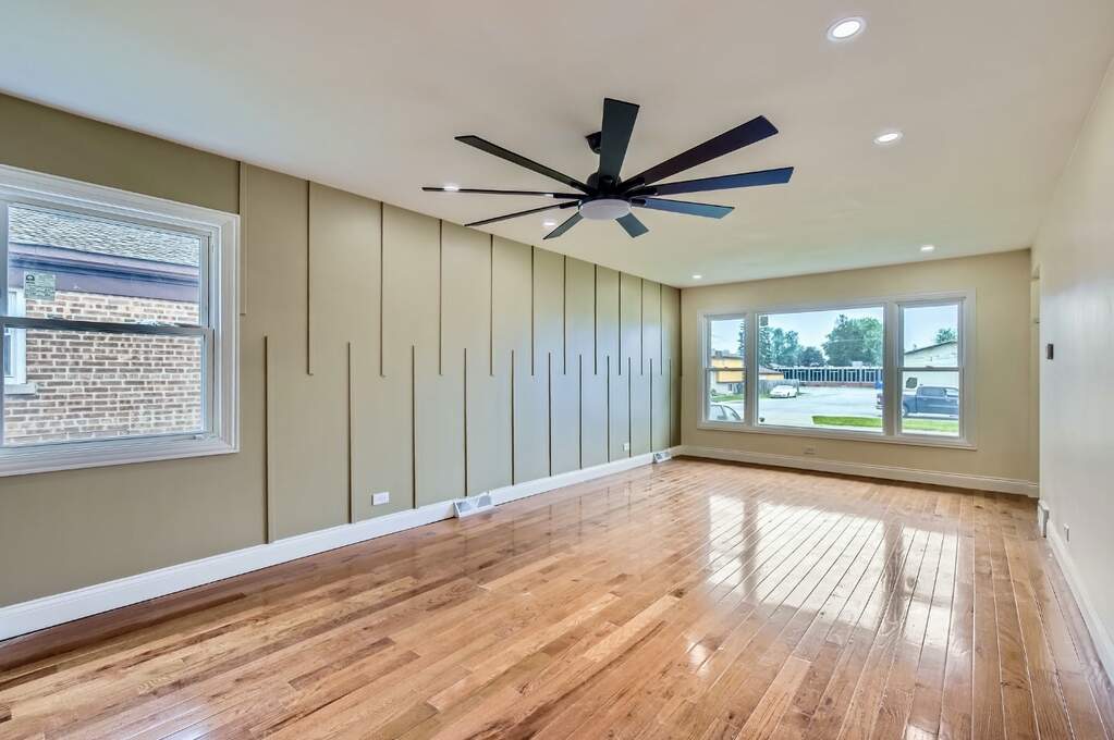 15019 Evers Street, Dolton, IL 60419 | MLS# 12387827 | @properties ...