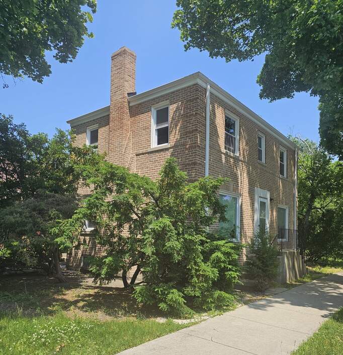 1701 N Sayre Avenue