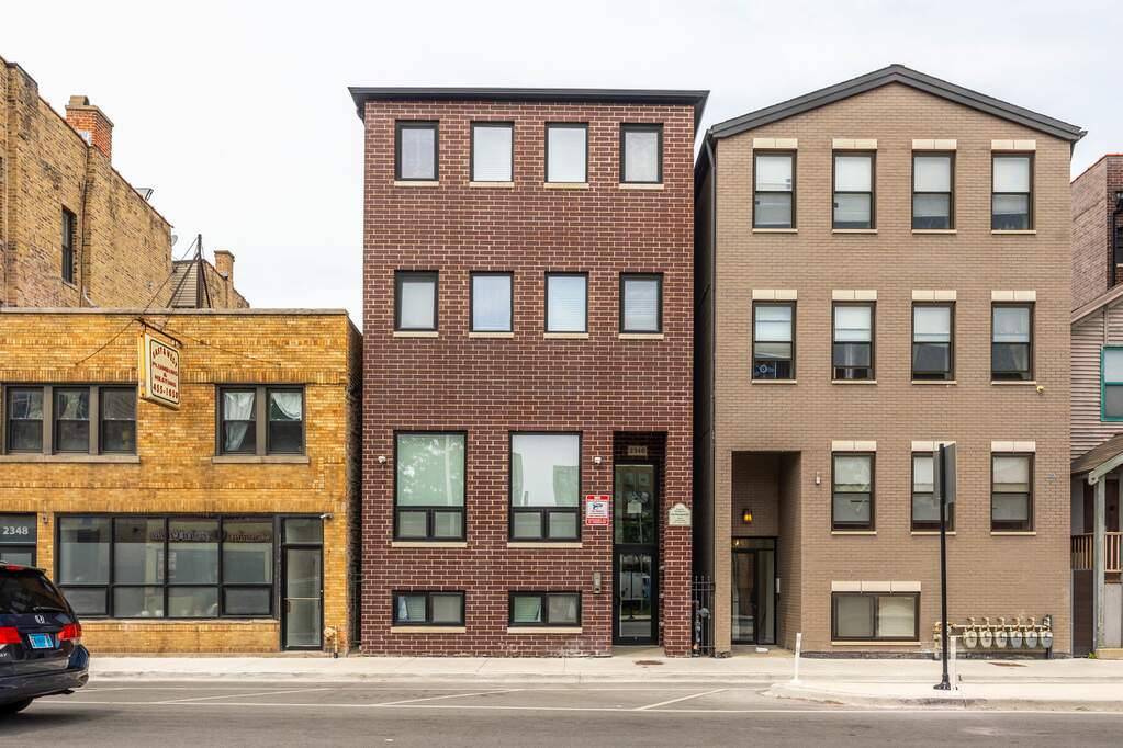 2346 W Grand Avenue #3N