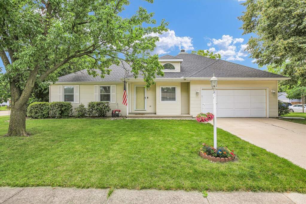 1901 Sumac Drive