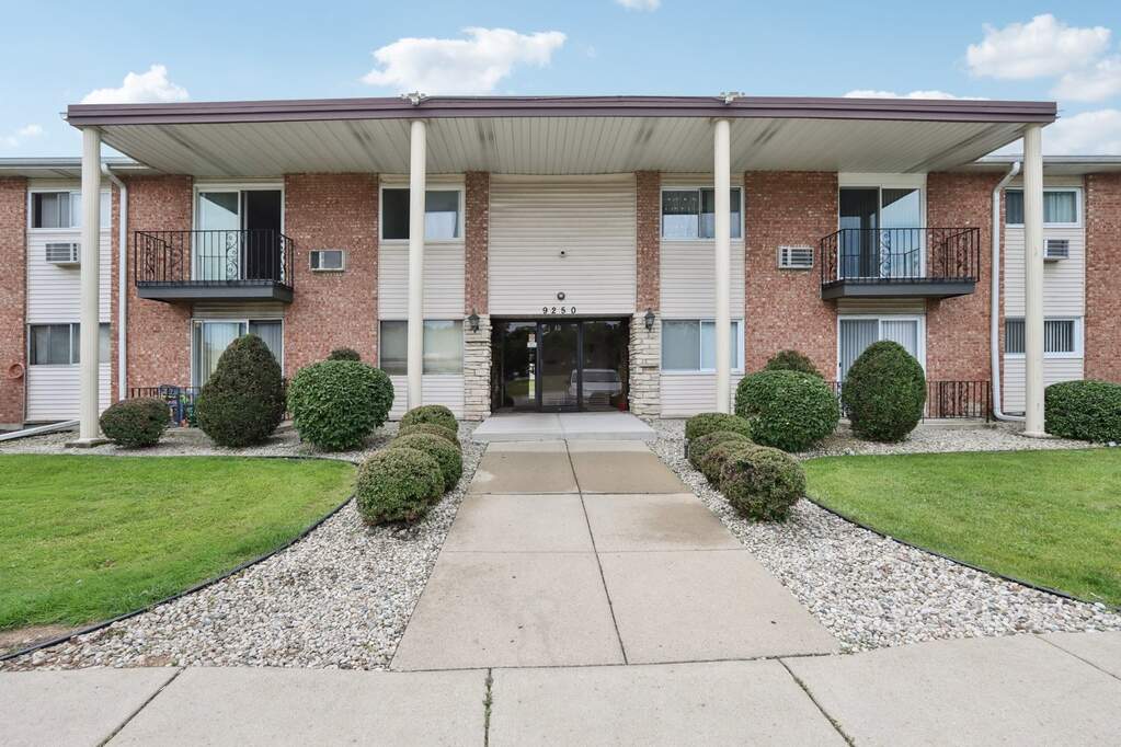 9250 Noel Avenue #205E