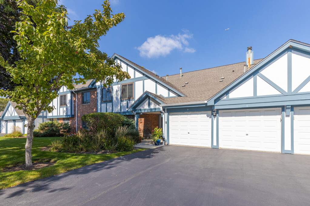 870 Yosemite Trail #C