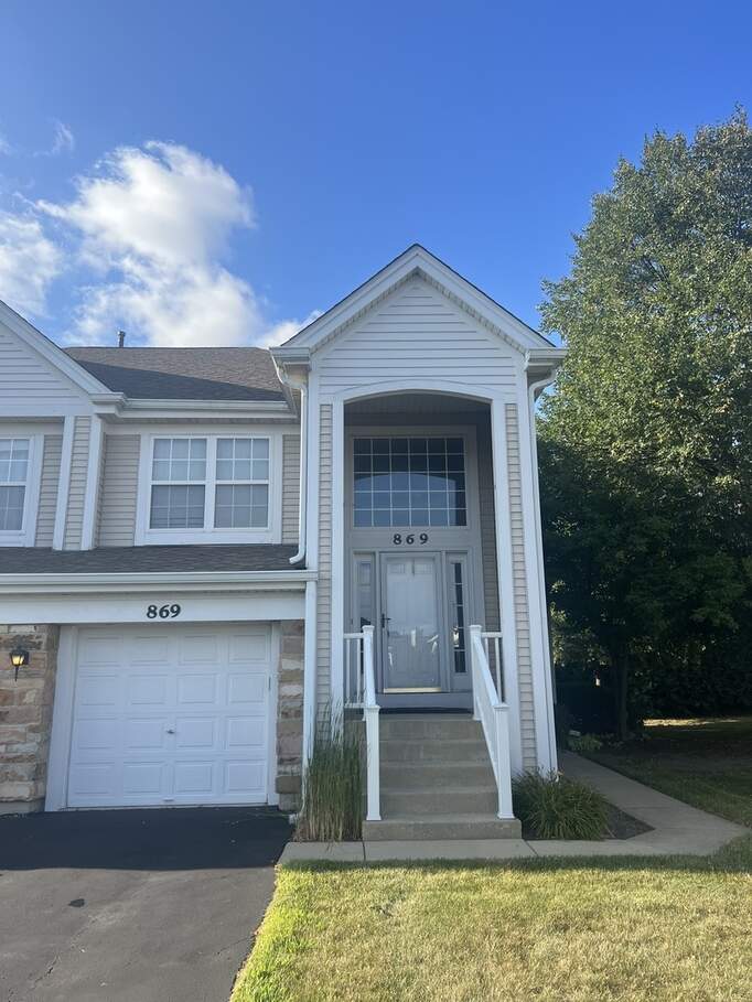 869 Pembrook Court #869