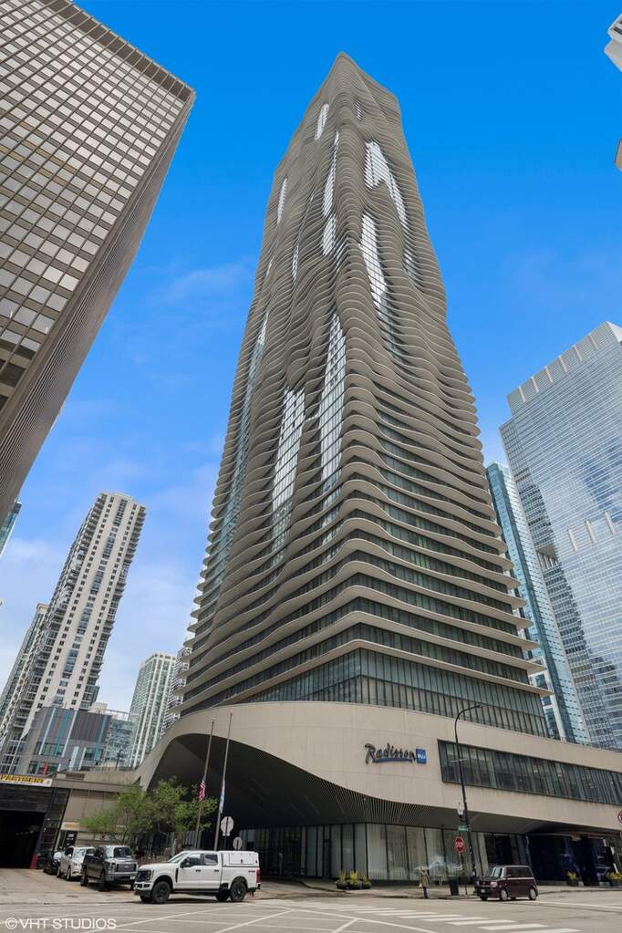 225 N Columbus Drive #P2-112