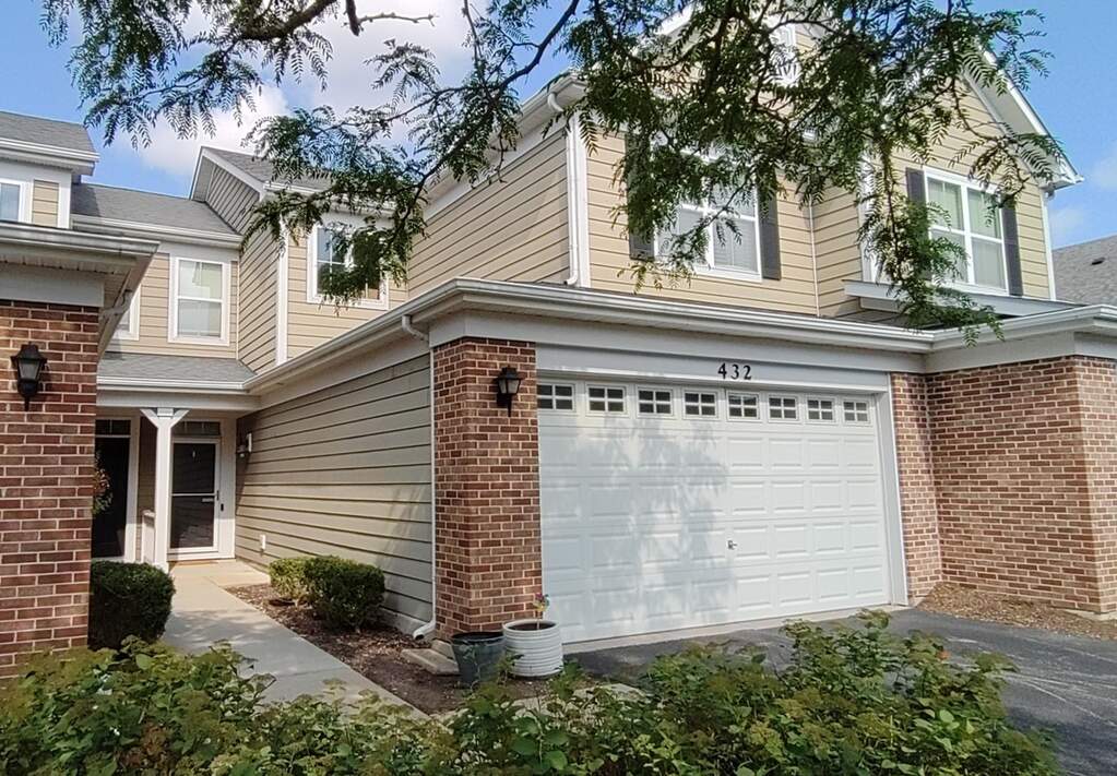 432 Acushnet Street #432