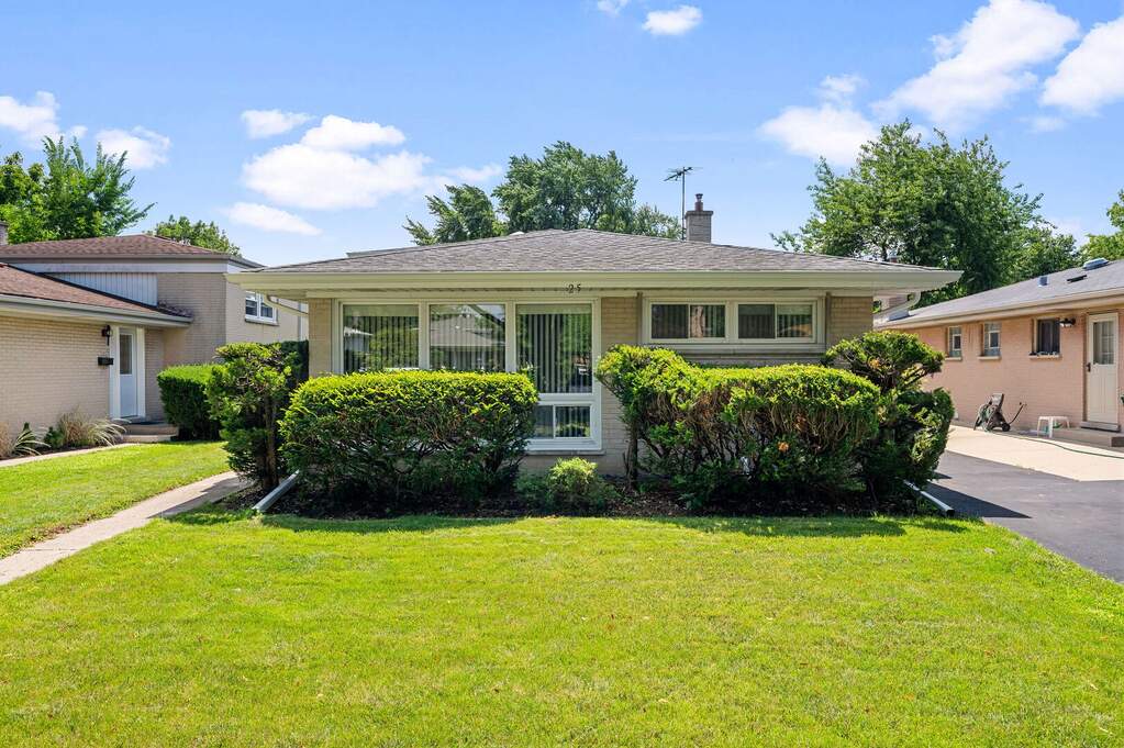 25 Wilmette Avenue