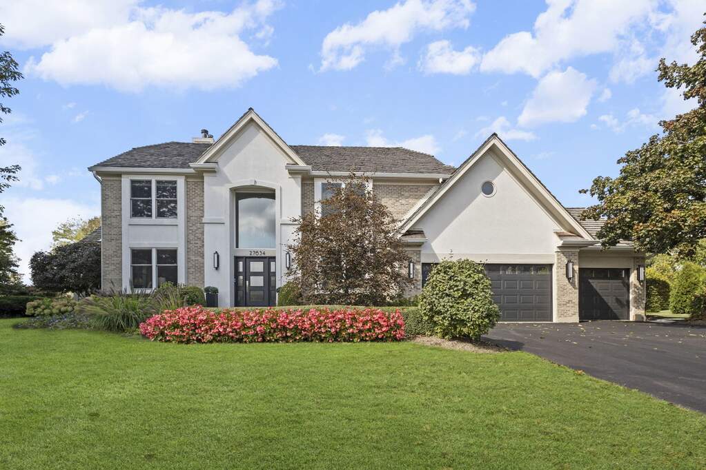 27634 Primrose Lane N