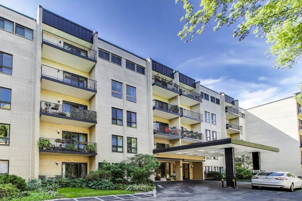 221 N Kenilworth Avenue #105