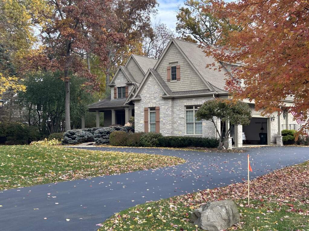 4410 Woodland Hollow Trail