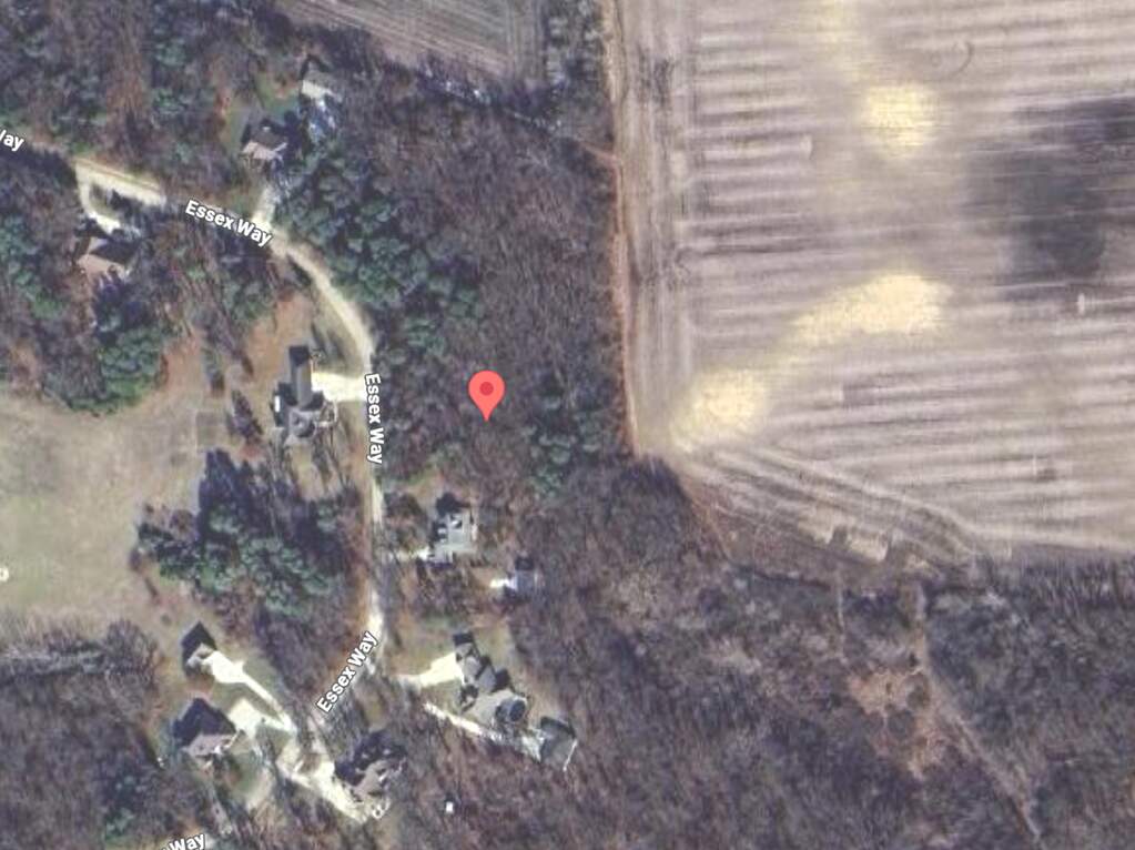 210 Essex Way