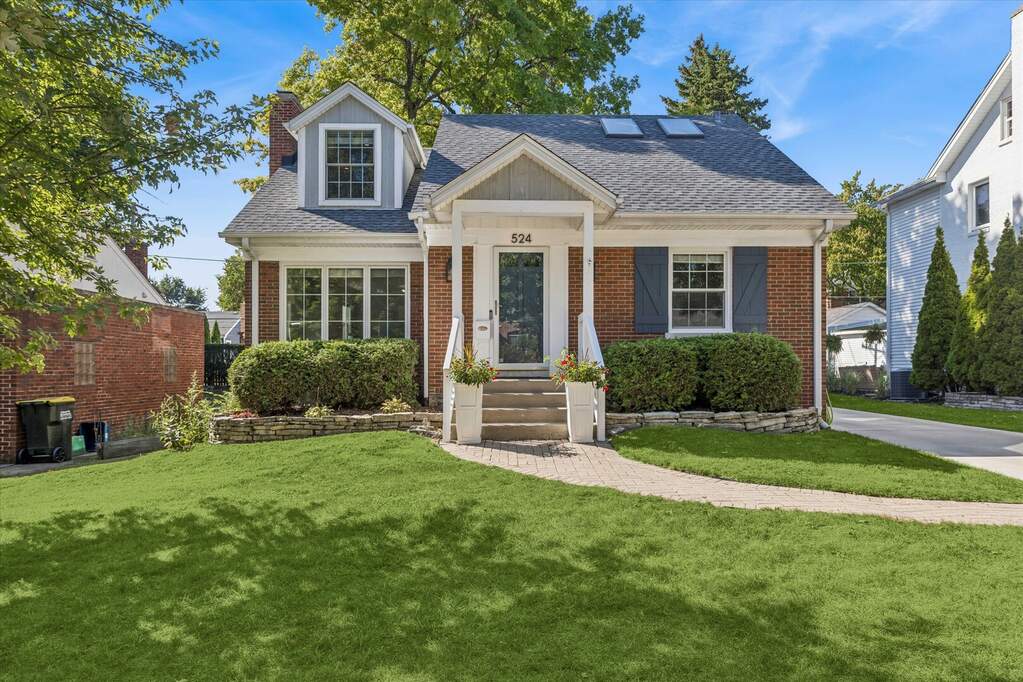 524 S Ashland Avenue, La Grange, IL 60525 | MLS# 12482770 | @properties ...