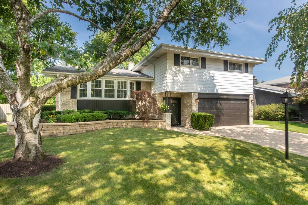1008 N Newberry Lane
