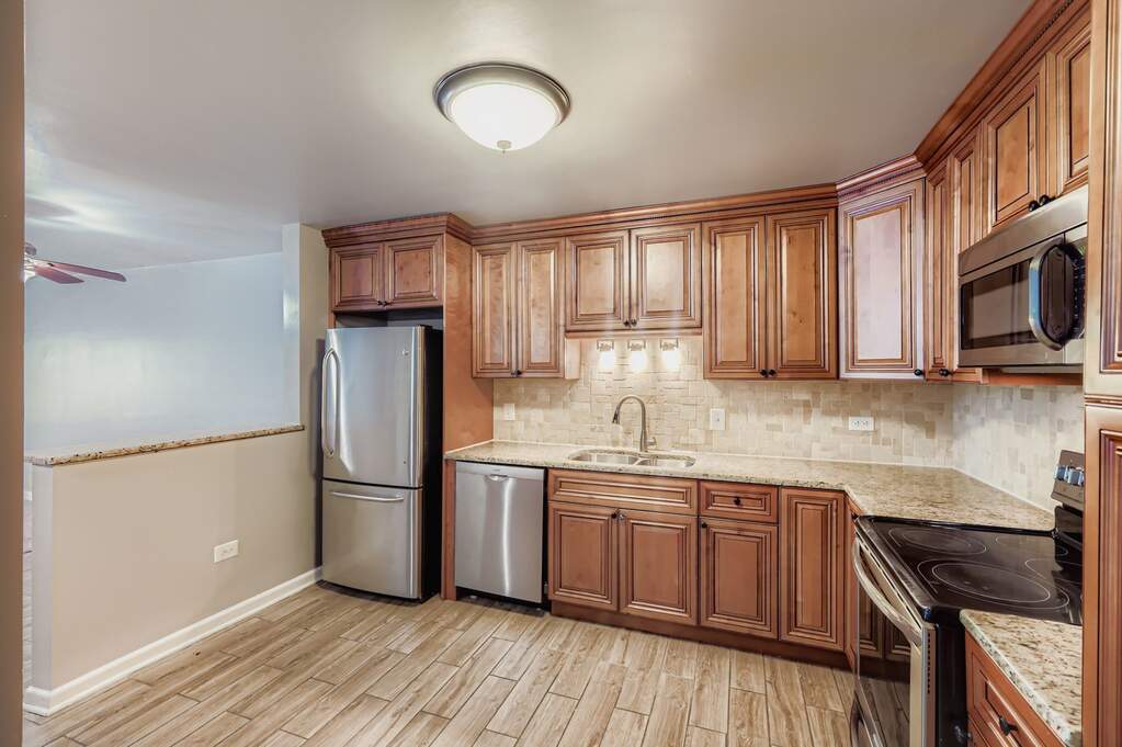 10048 S Pulaski Road #1E, Oak Lawn, IL 60453 - View 3