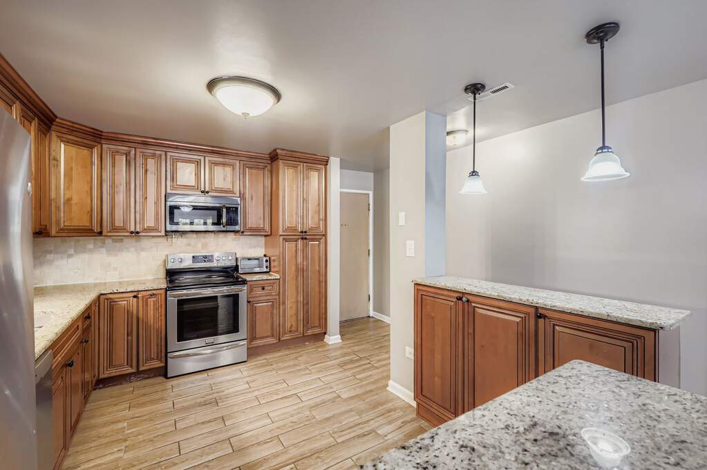 10048 S Pulaski Road #1E, Oak Lawn, IL 60453 - View 6